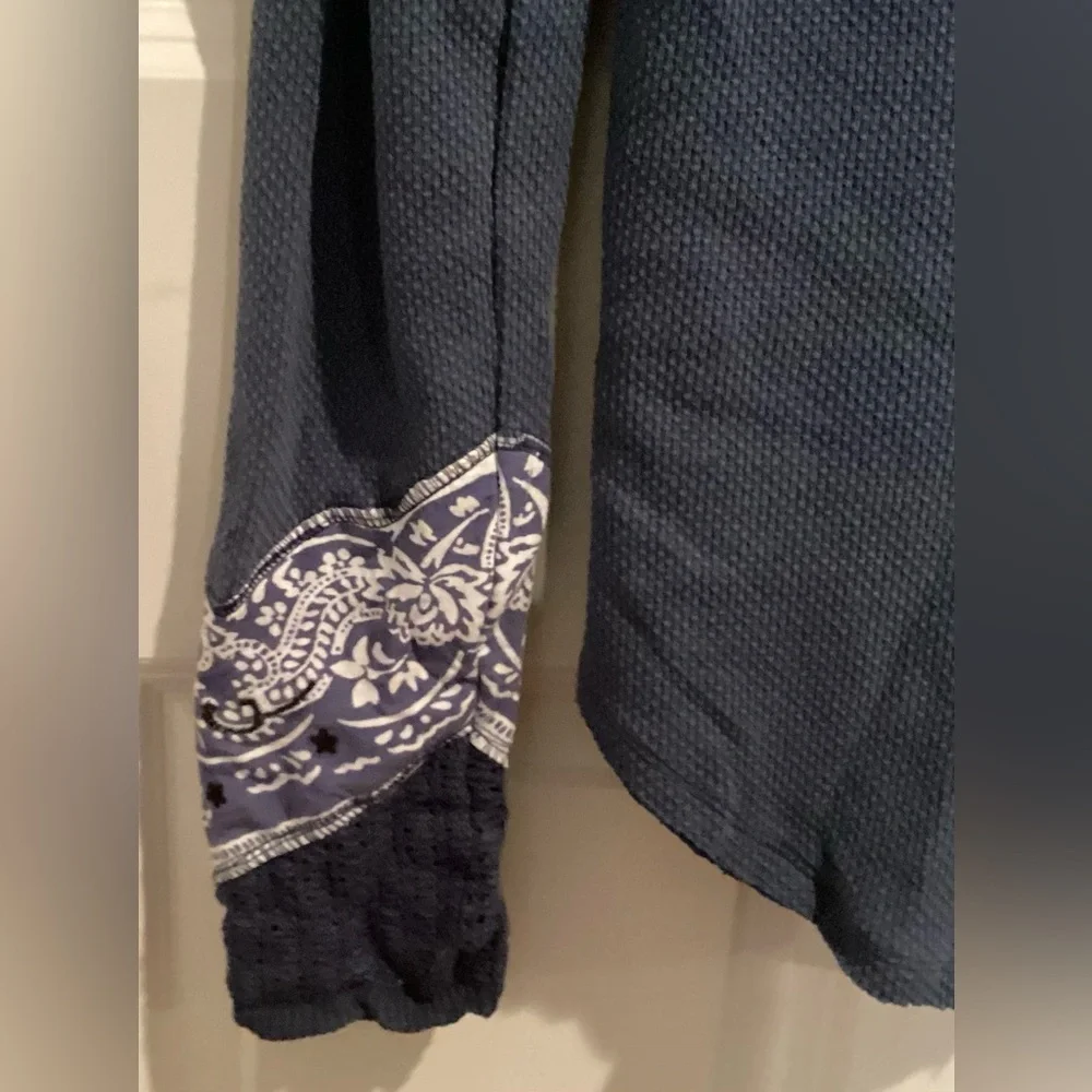 Free people bandanna cuff thermal nwot